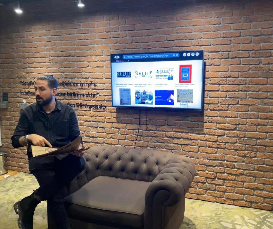 Ofis Halleri